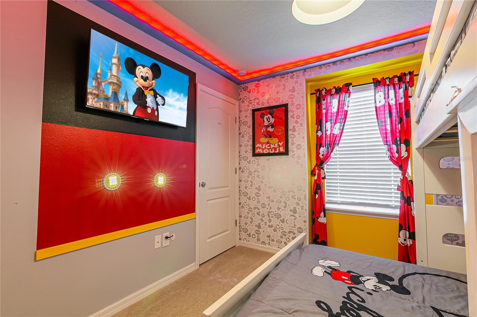 Image 51 of 59 For 7451 Oakmoss Loop