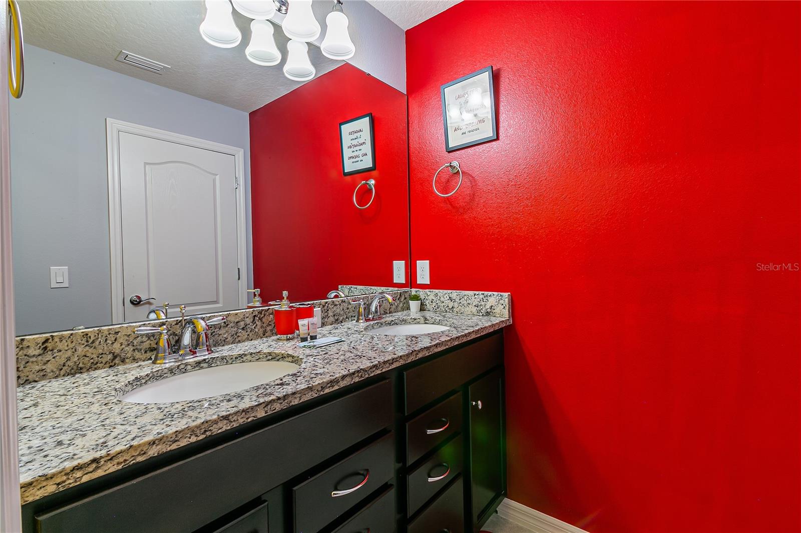 Image 55 of 59 For 7451 Oakmoss Loop