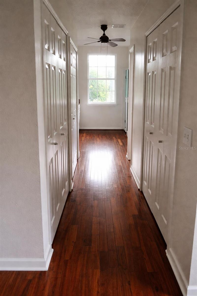 Image 9 of 19 For 8044 Canyon Lake Circle