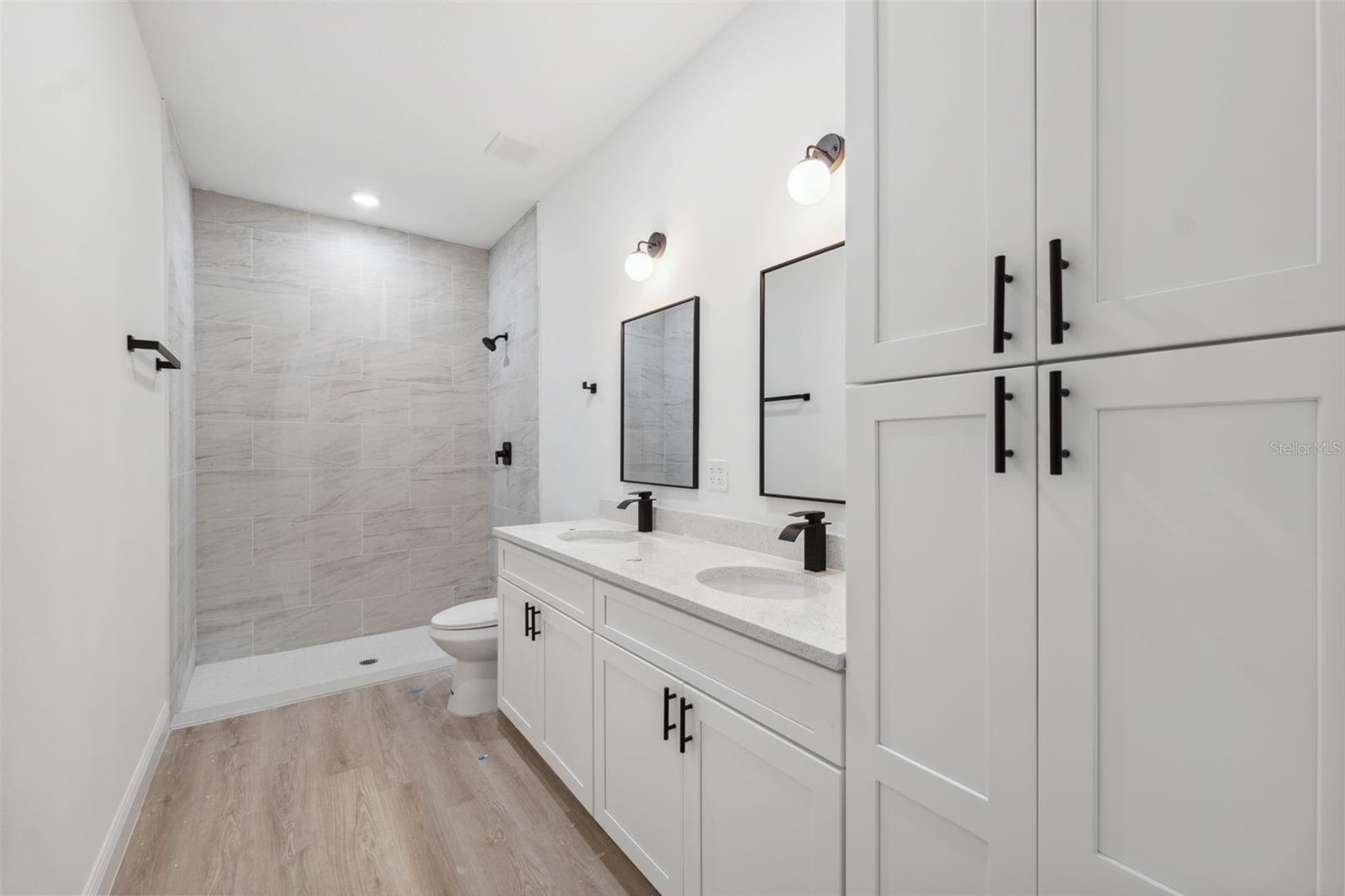 Image 19 of 33 For 14930 66th Avenue Road