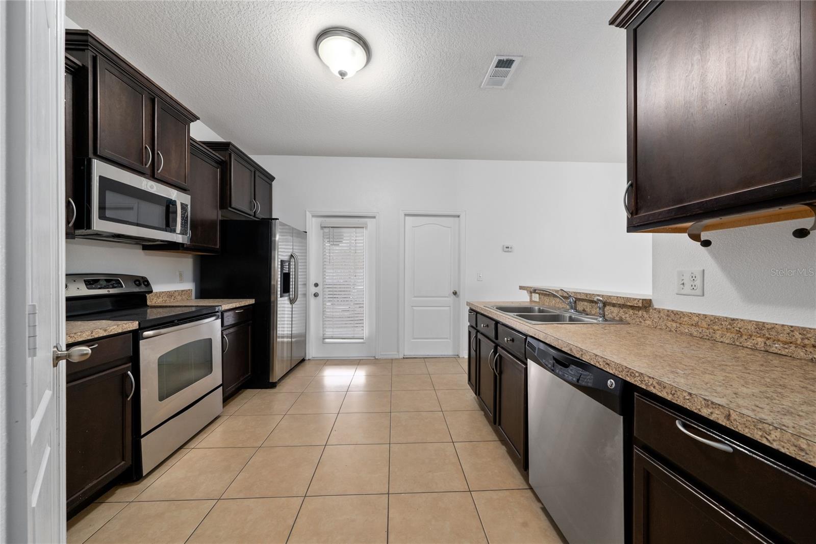 Image 10 of 26 For 1704 Buckeye Falls Way