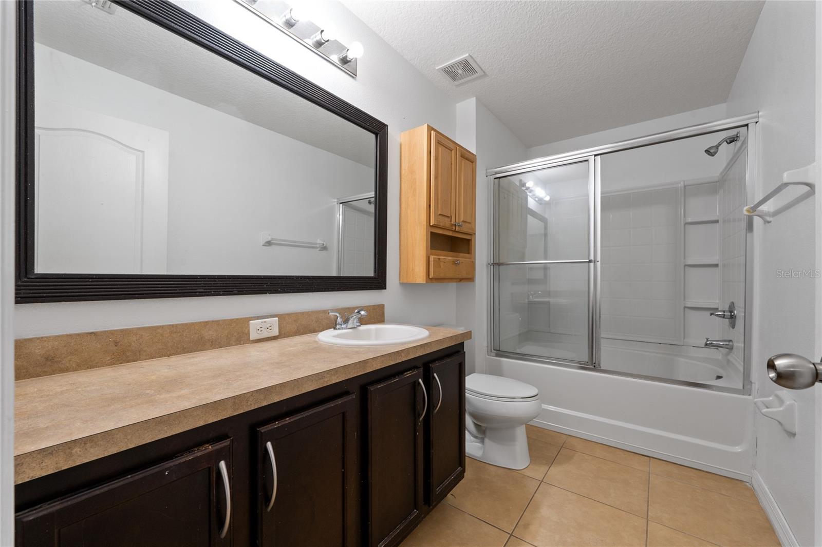 Image 21 of 26 For 1704 Buckeye Falls Way