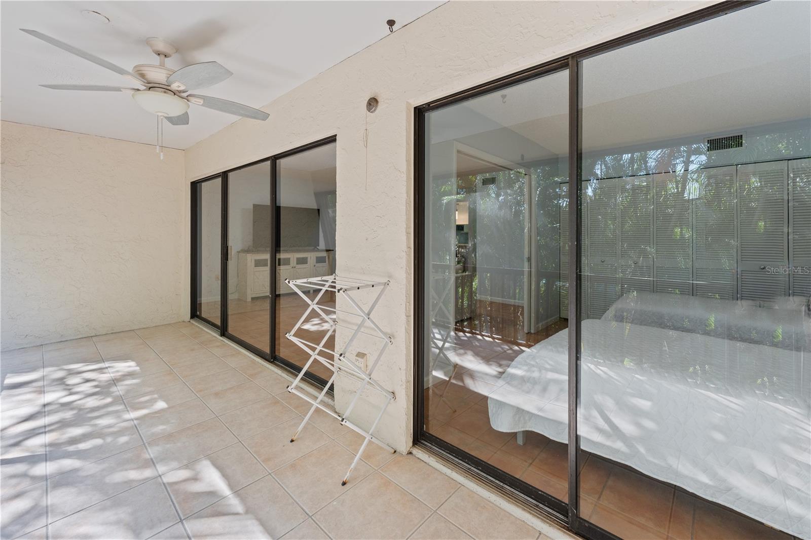 Image 12 of 32 For 4574 Ringwood Meadow 4