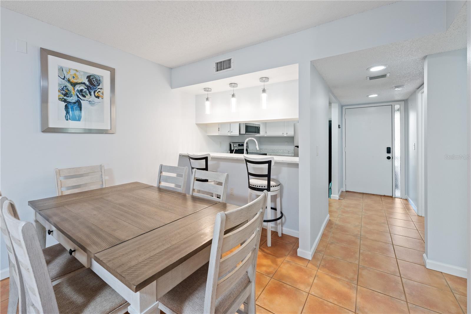 Image 7 of 32 For 4574 Ringwood Meadow 4