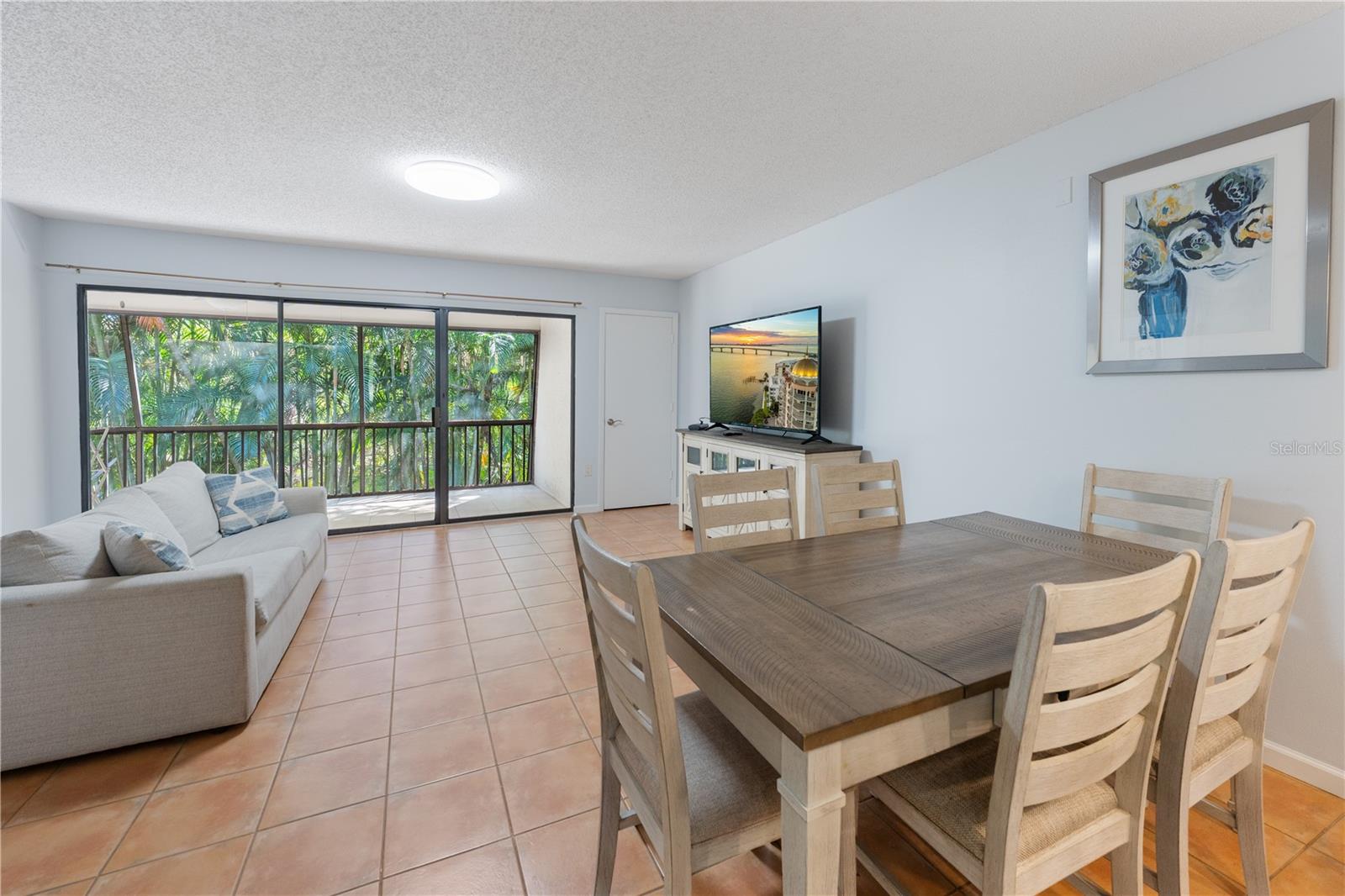 Image 8 of 32 For 4574 Ringwood Meadow 4