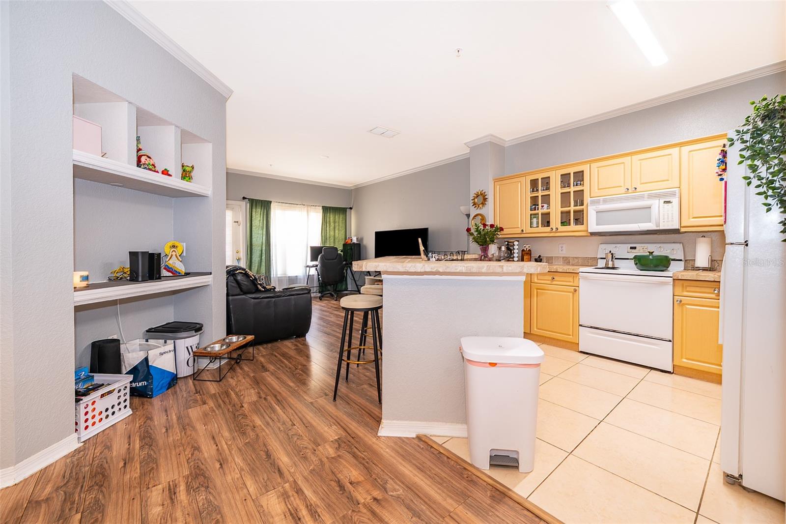 Image 11 of 20 For 3707 Conroy Road 1715