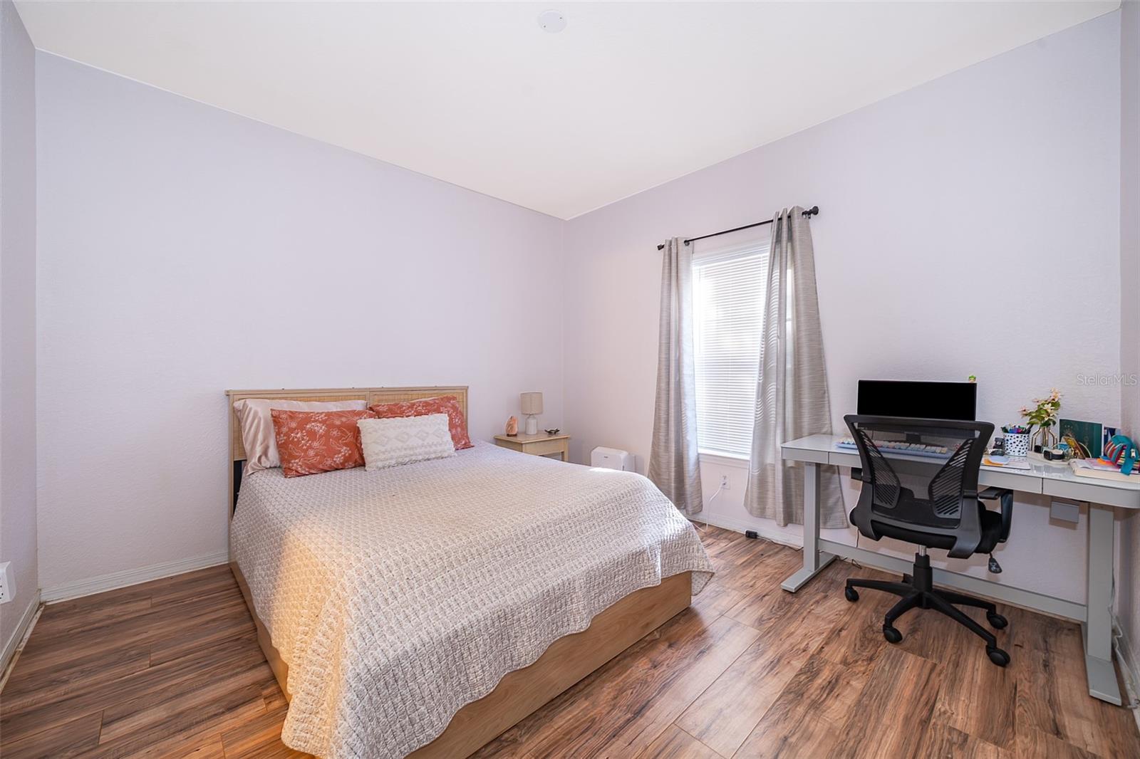 Image 14 of 20 For 3707 Conroy Road 1715