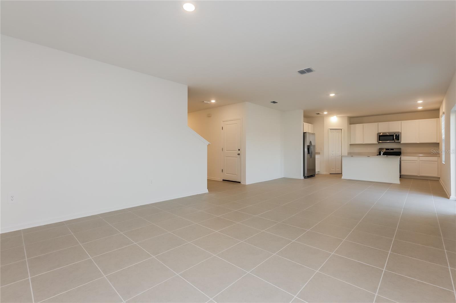 Image 4 of 22 For 323 Artemis Street