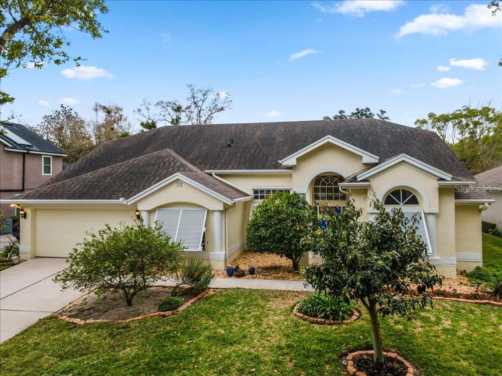 Image 2 of 76 For 817 Kingsbridge Drive