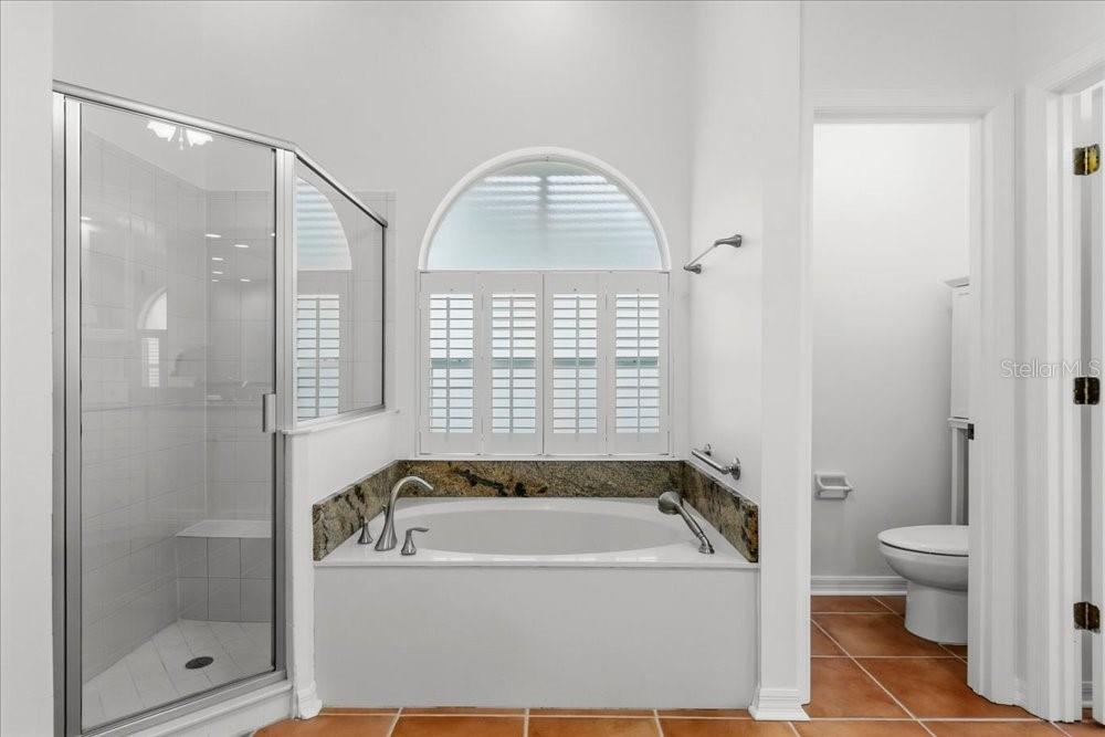 Image 38 of 76 For 817 Kingsbridge Drive