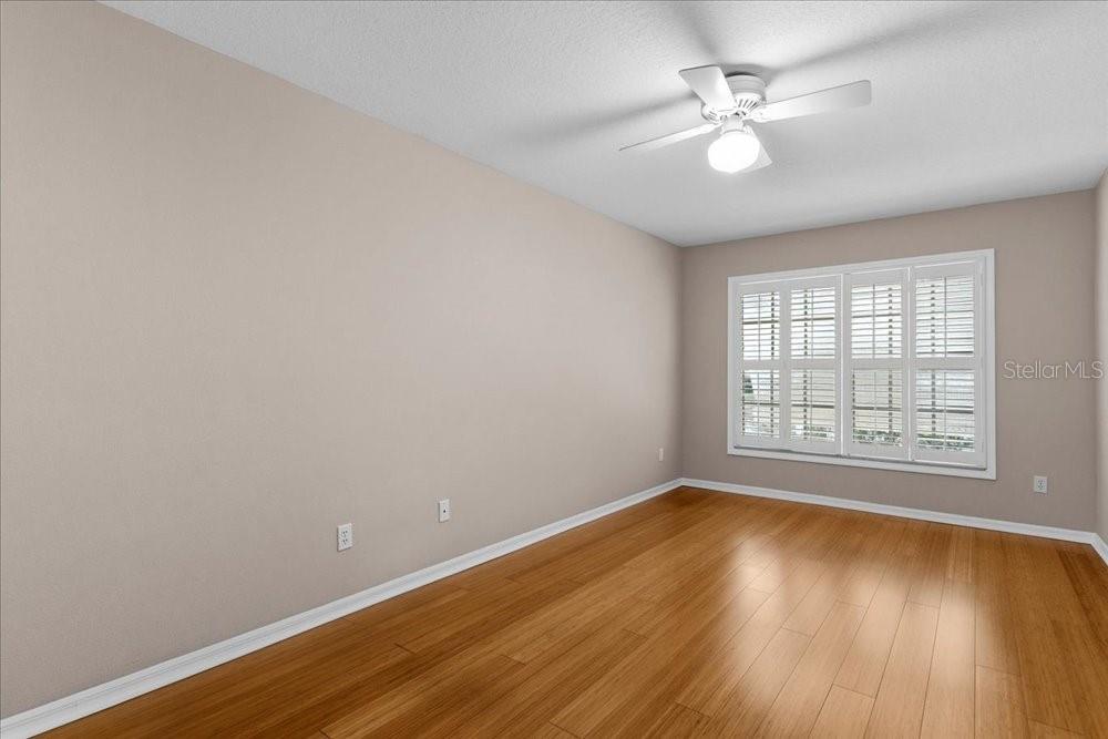 Image 51 of 76 For 817 Kingsbridge Drive