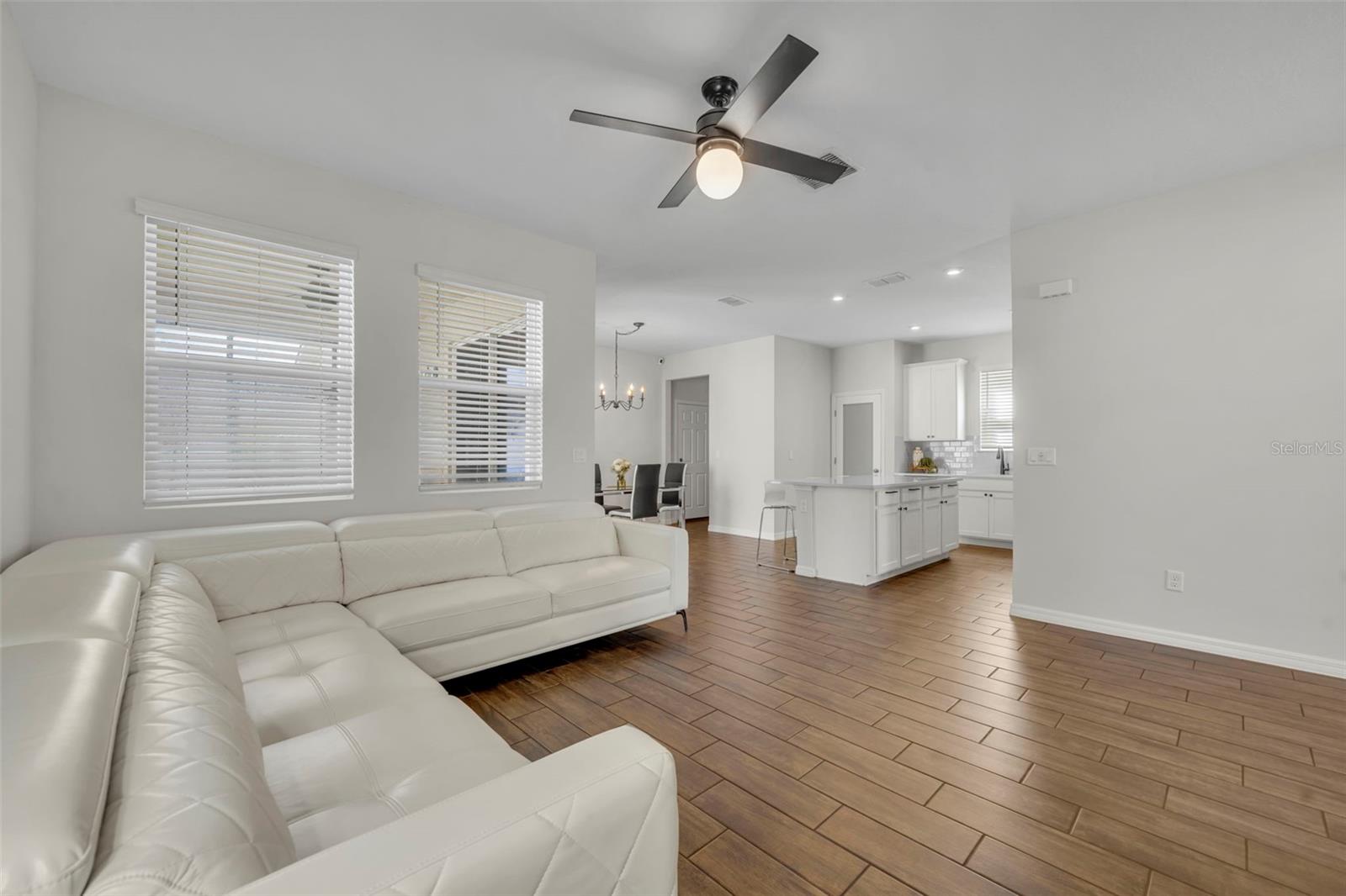 Image 10 of 50 For 11844 Founders Street