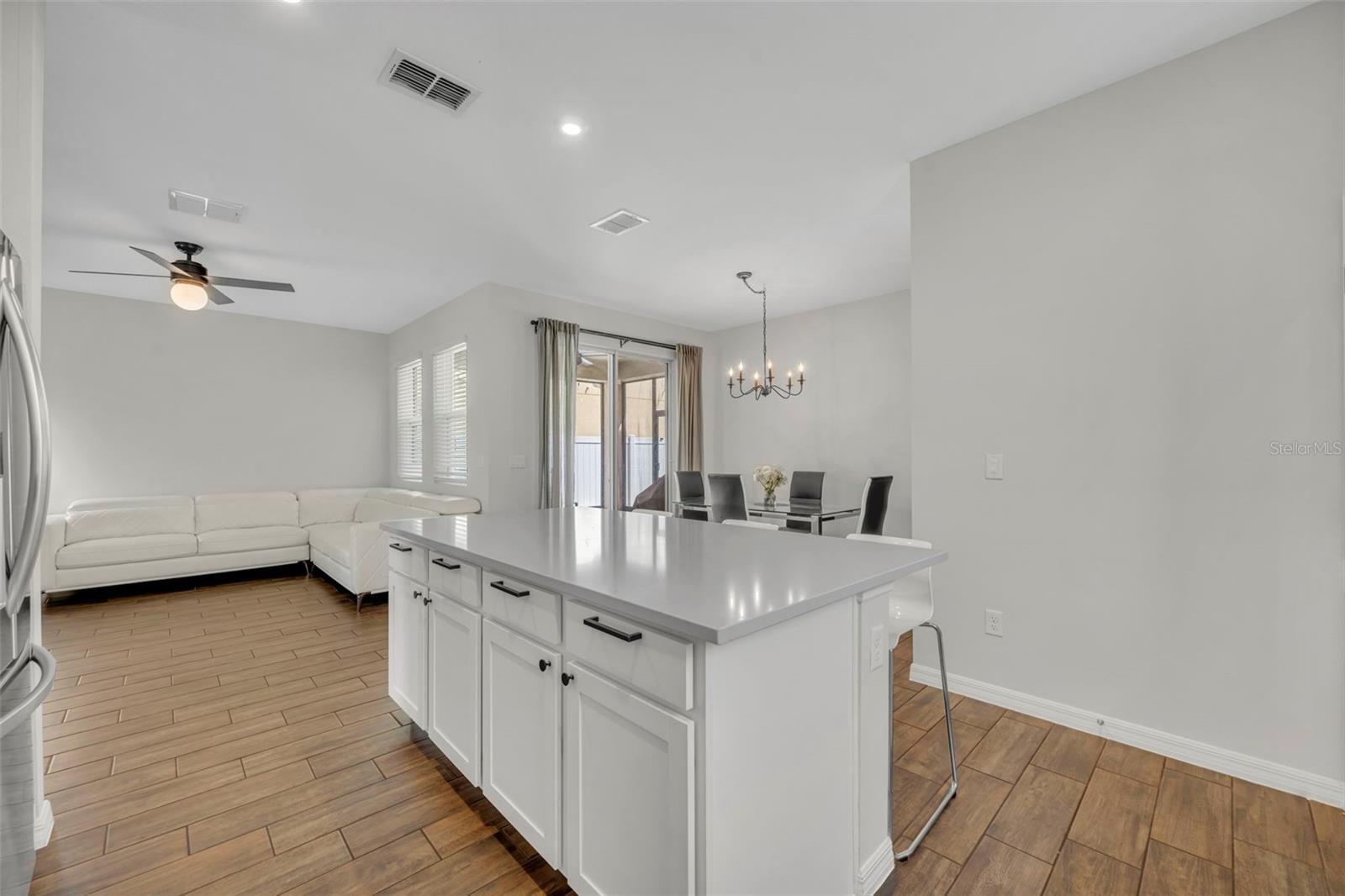 Image 17 of 50 For 11844 Founders Street