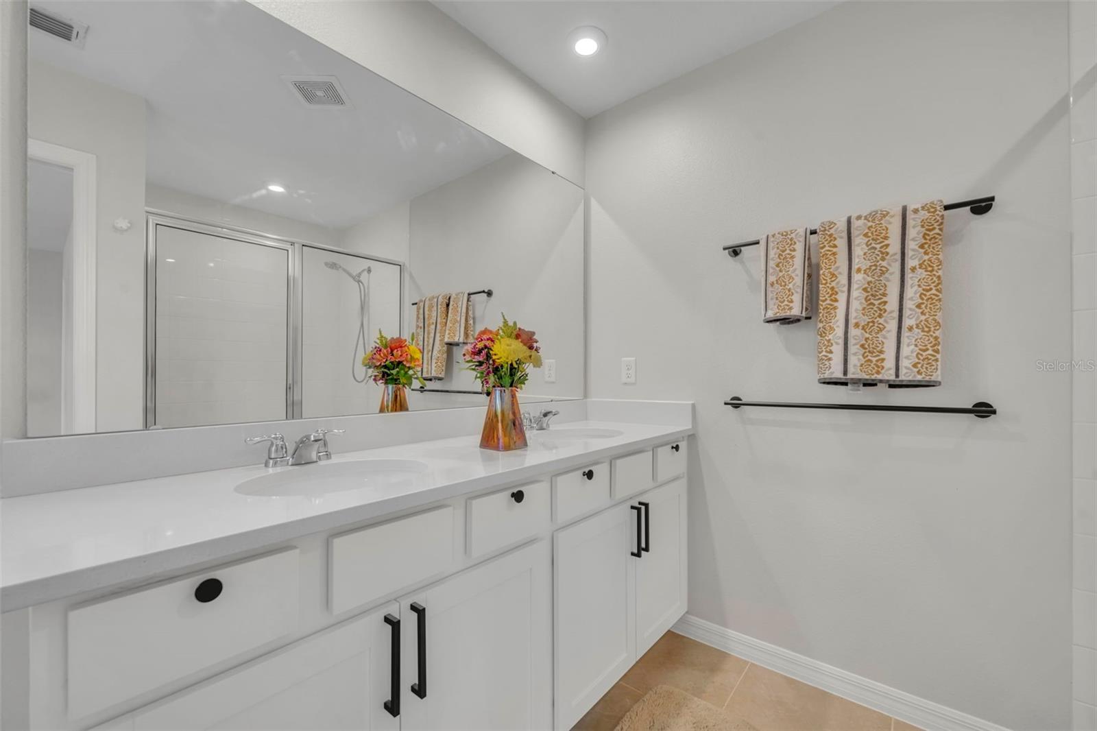 Image 33 of 50 For 11844 Founders Street