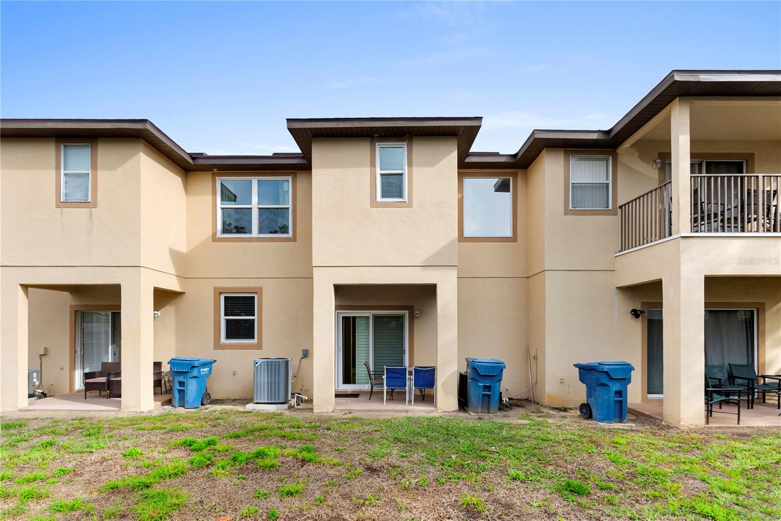 Image 32 of 40 For 417 La Mirage Street