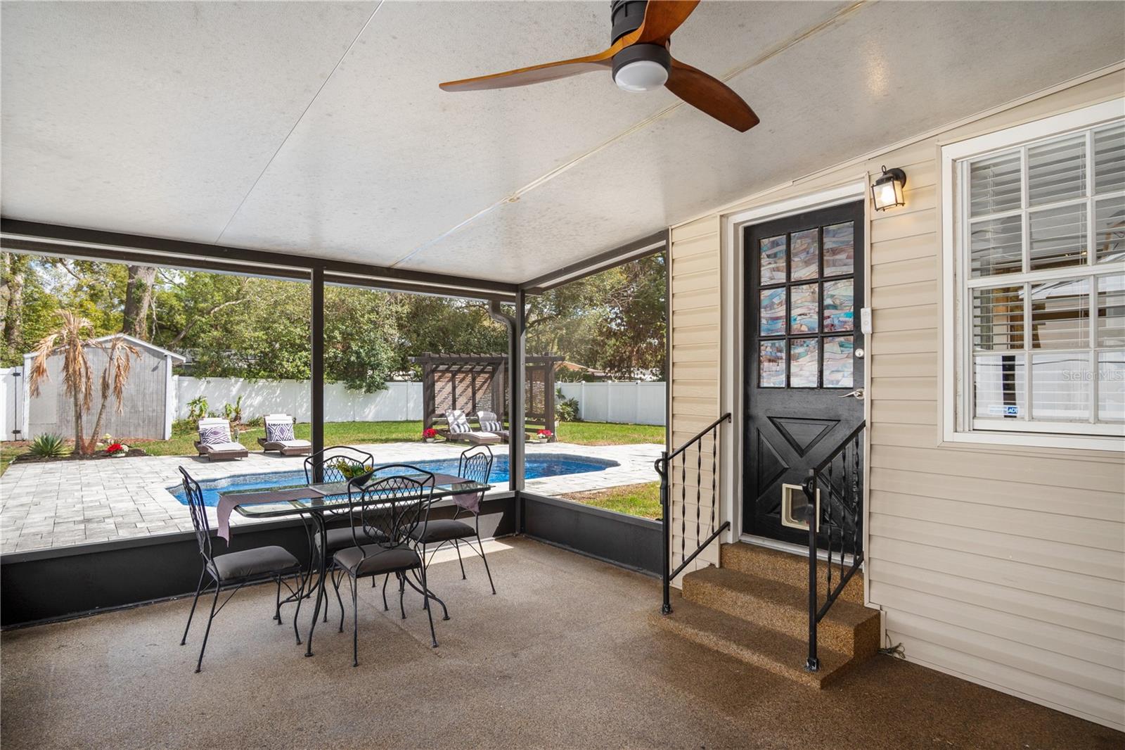 Image 32 of 32 For 527 Meridale Avenue