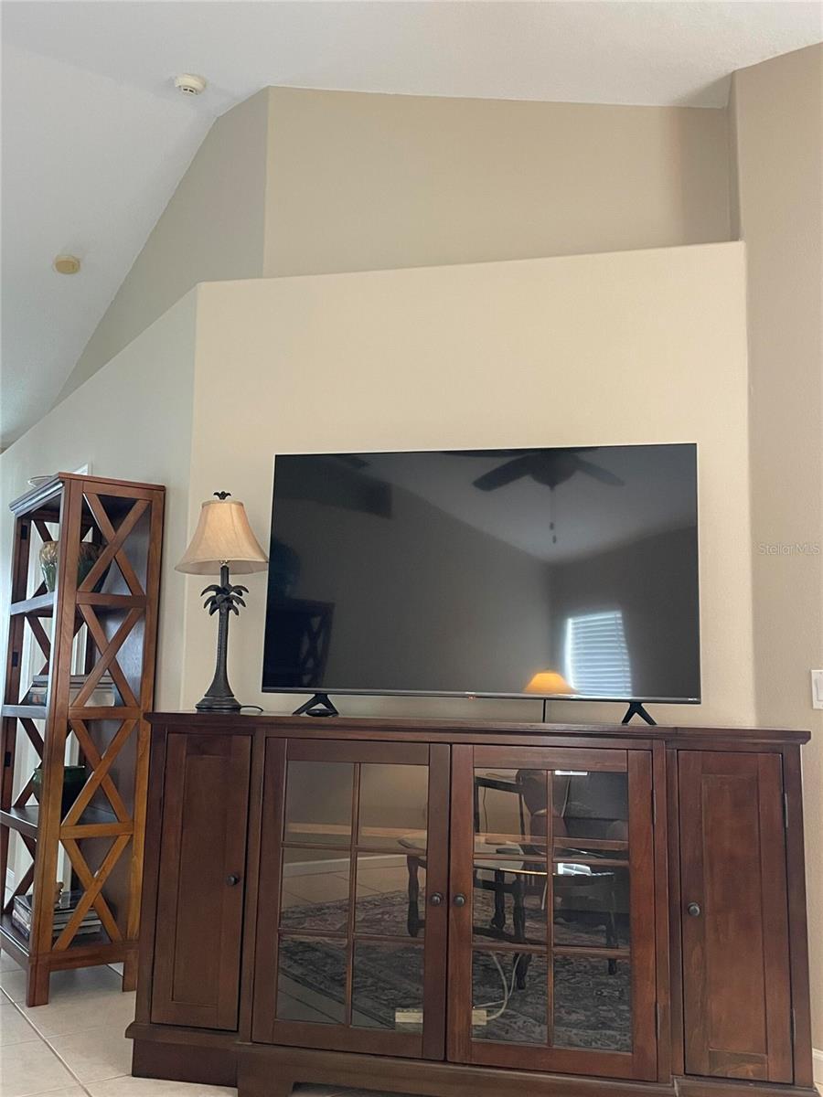 Image 11 of 31 For 319 Niblick Circle