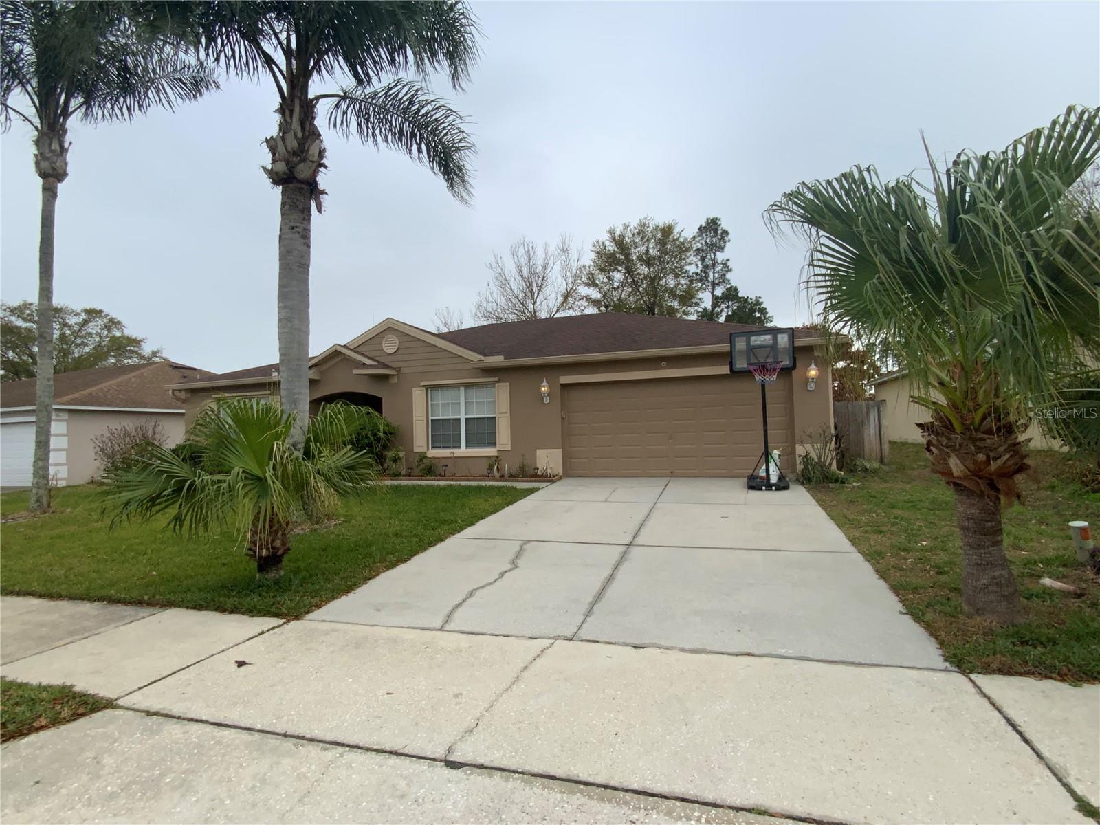 Image 2 of 44 For 1112 Juniper Hammock Court