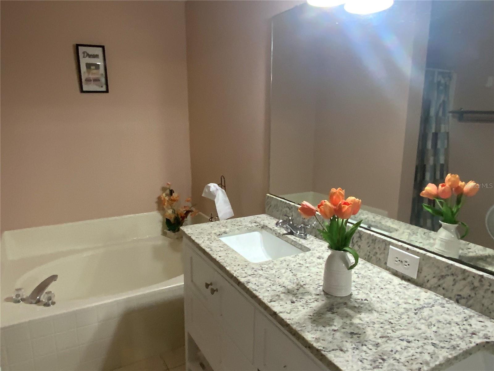 Image 29 of 44 For 1112 Juniper Hammock Court