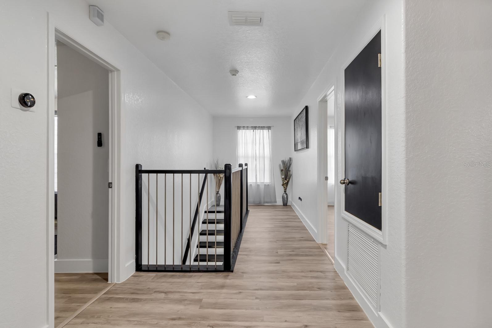 Image 21 of 37 For 16748 Lazy Breeze Loop