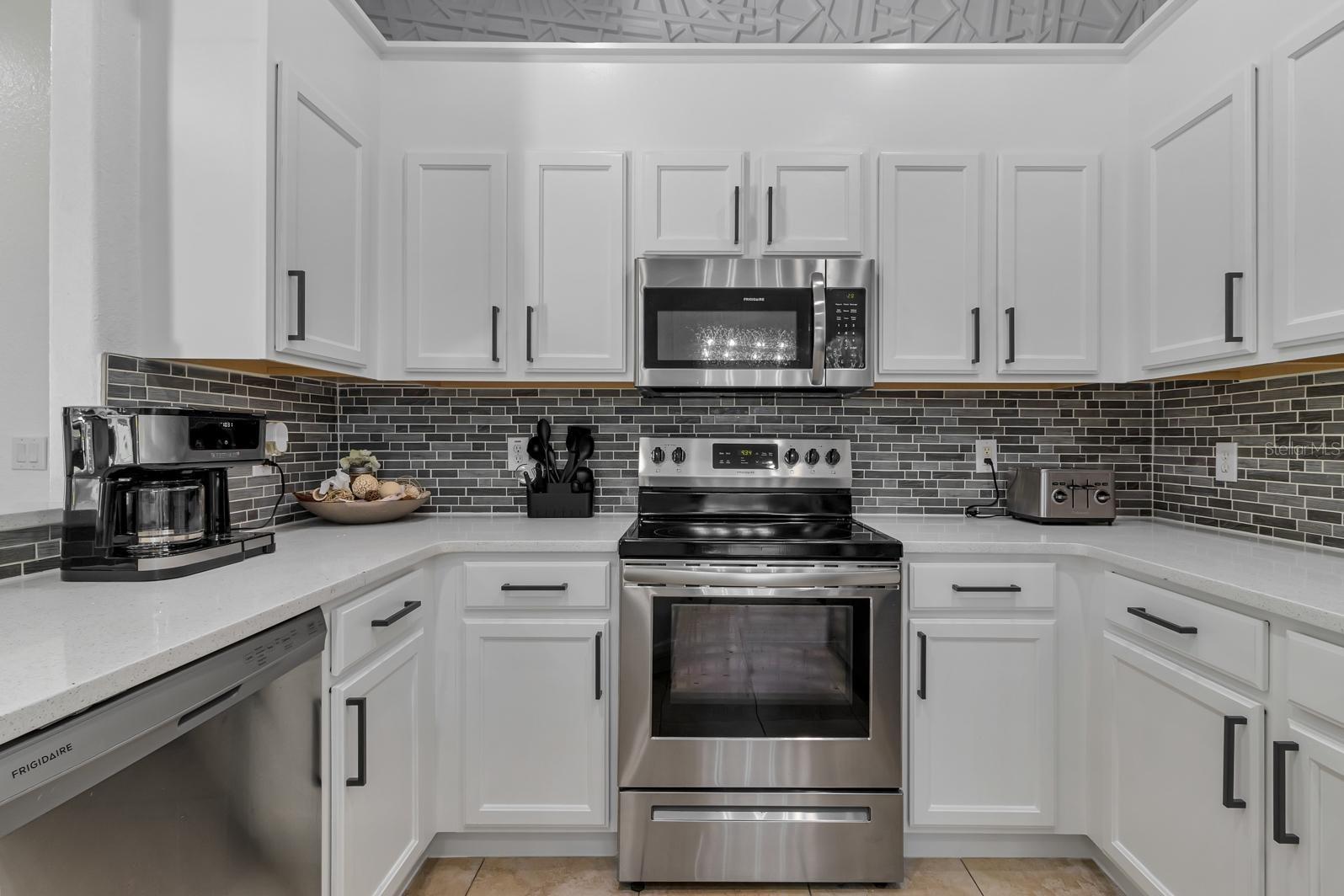 Image 5 of 37 For 16748 Lazy Breeze Loop