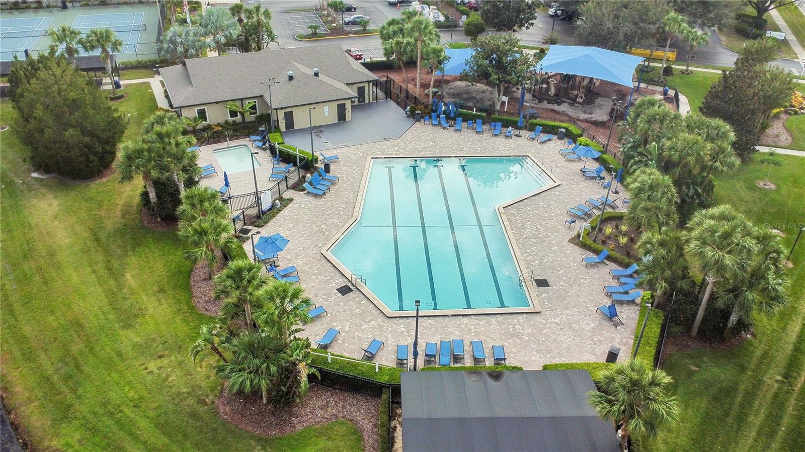 Image 30 of 41 For 12748 Forestedge Circle