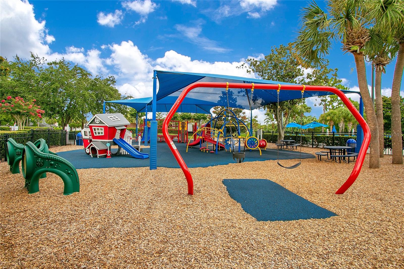 Image 34 of 41 For 12748 Forestedge Circle