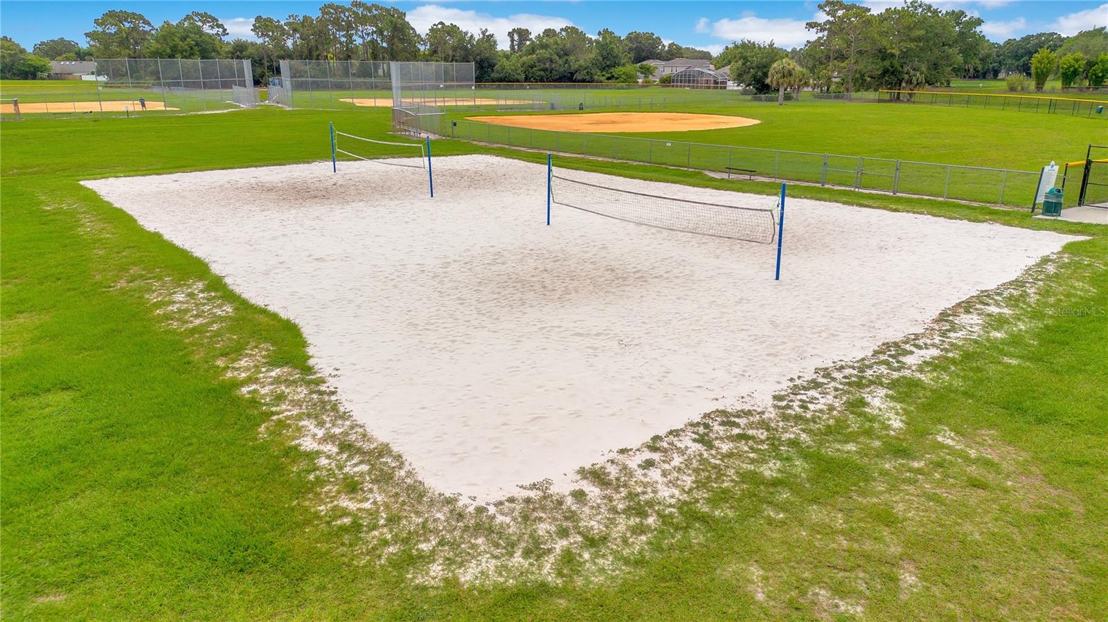 Image 40 of 41 For 12748 Forestedge Circle