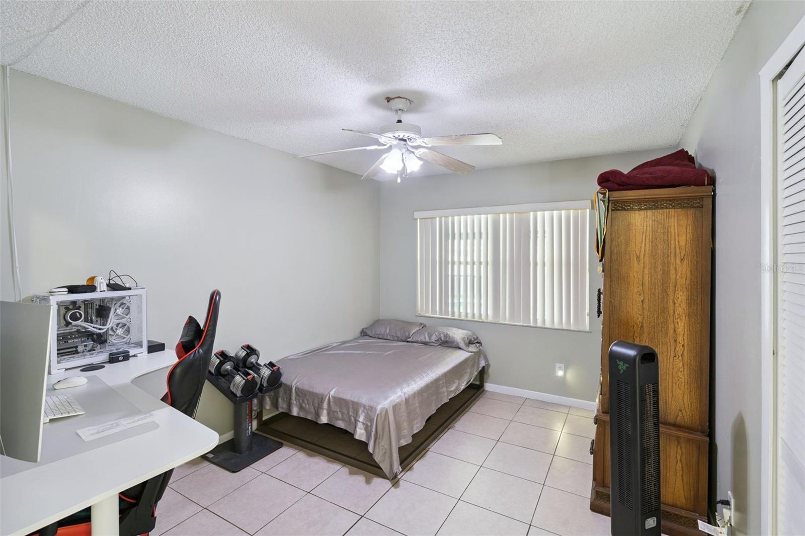 Listing photo id 19 for 611 Caborca Court