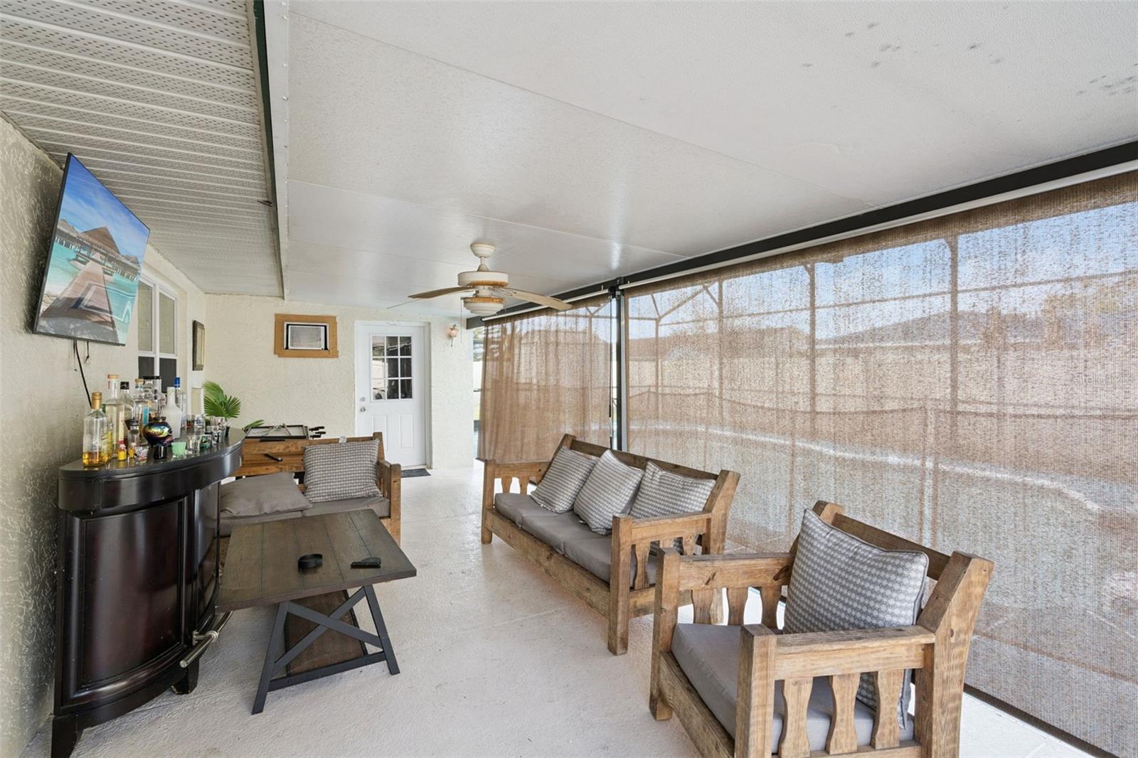 Listing photo id 26 for 611 Caborca Court