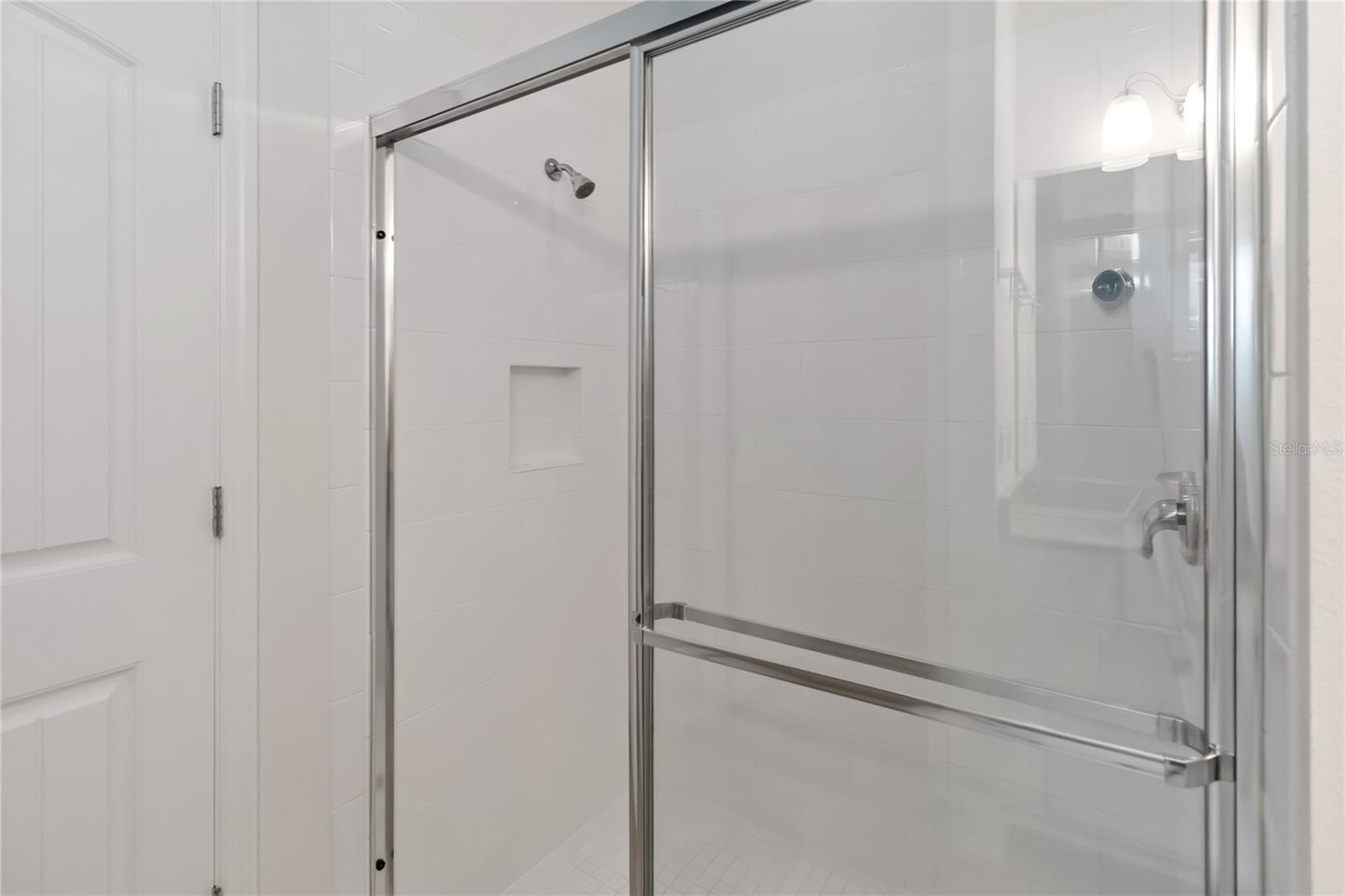 Image 13 of 35 For 16242 Outlook Shore Alley