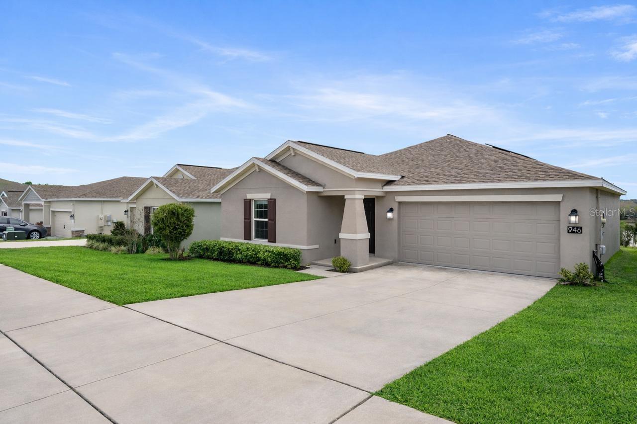 Image 18 of 19 For 946 Laurel View Way