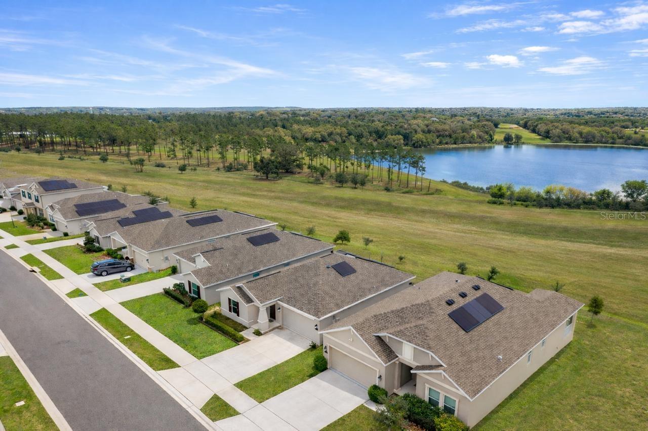 Image 2 of 19 For 946 Laurel View Way