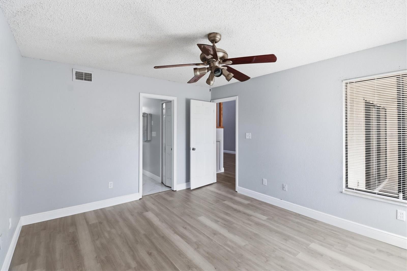 Image 11 of 25 For 3397 Gray Fox Cove None