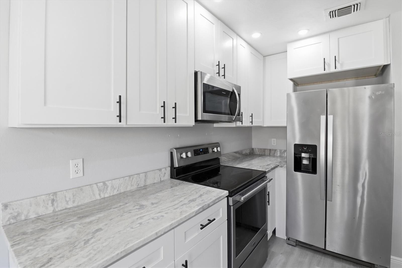 Image 20 of 25 For 3397 Gray Fox Cove None