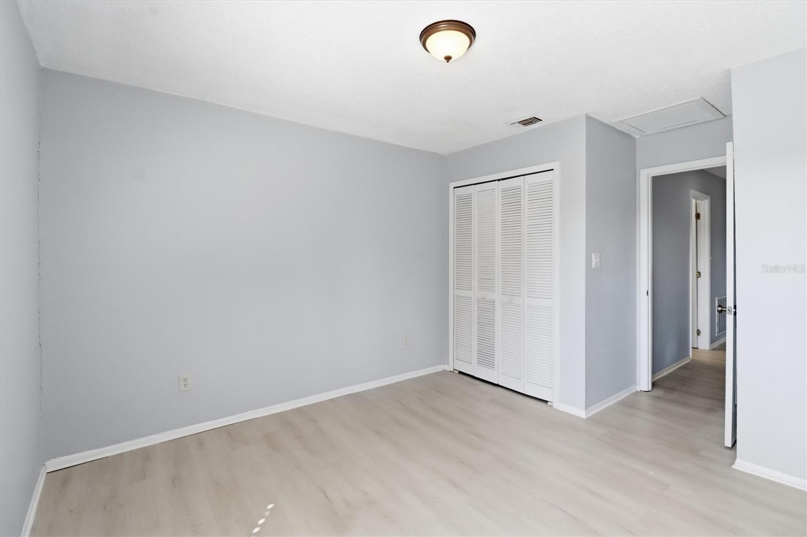 Image 21 of 25 For 3397 Gray Fox Cove None