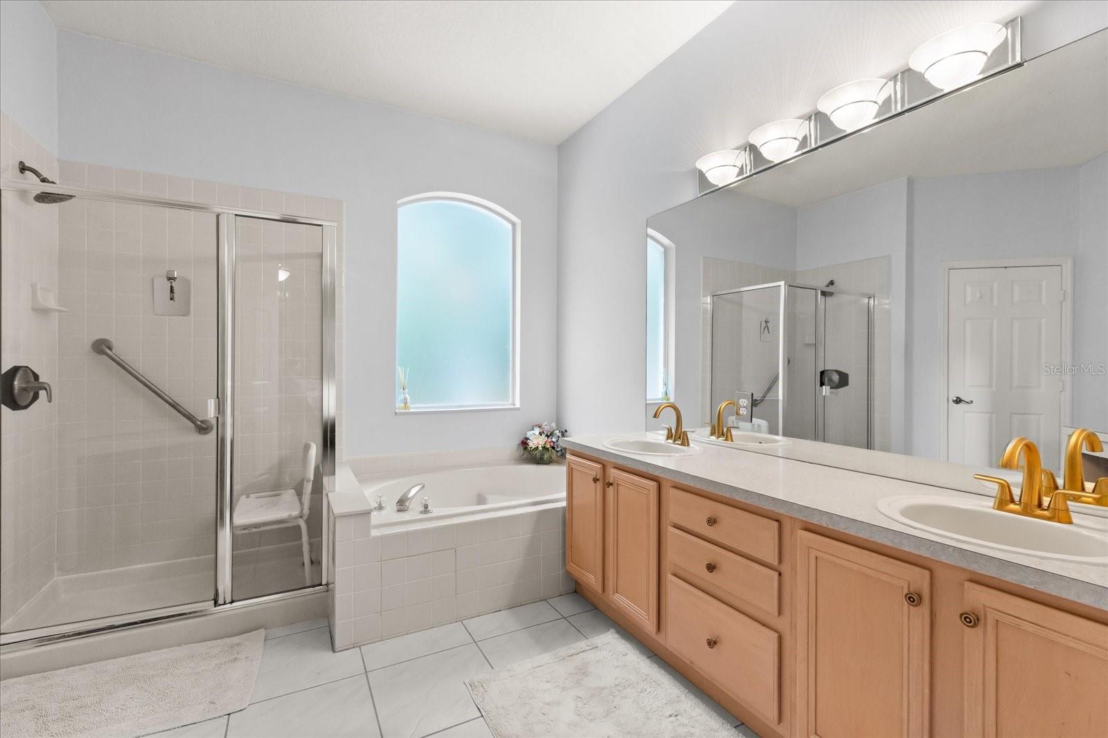 Image 24 of 35 For 223 Blue Creek Drive