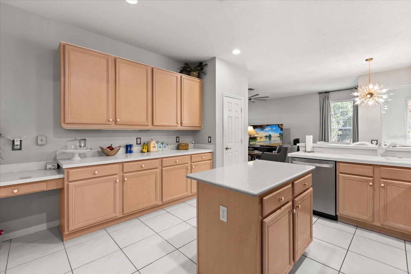 Image 6 of 35 For 223 Blue Creek Drive