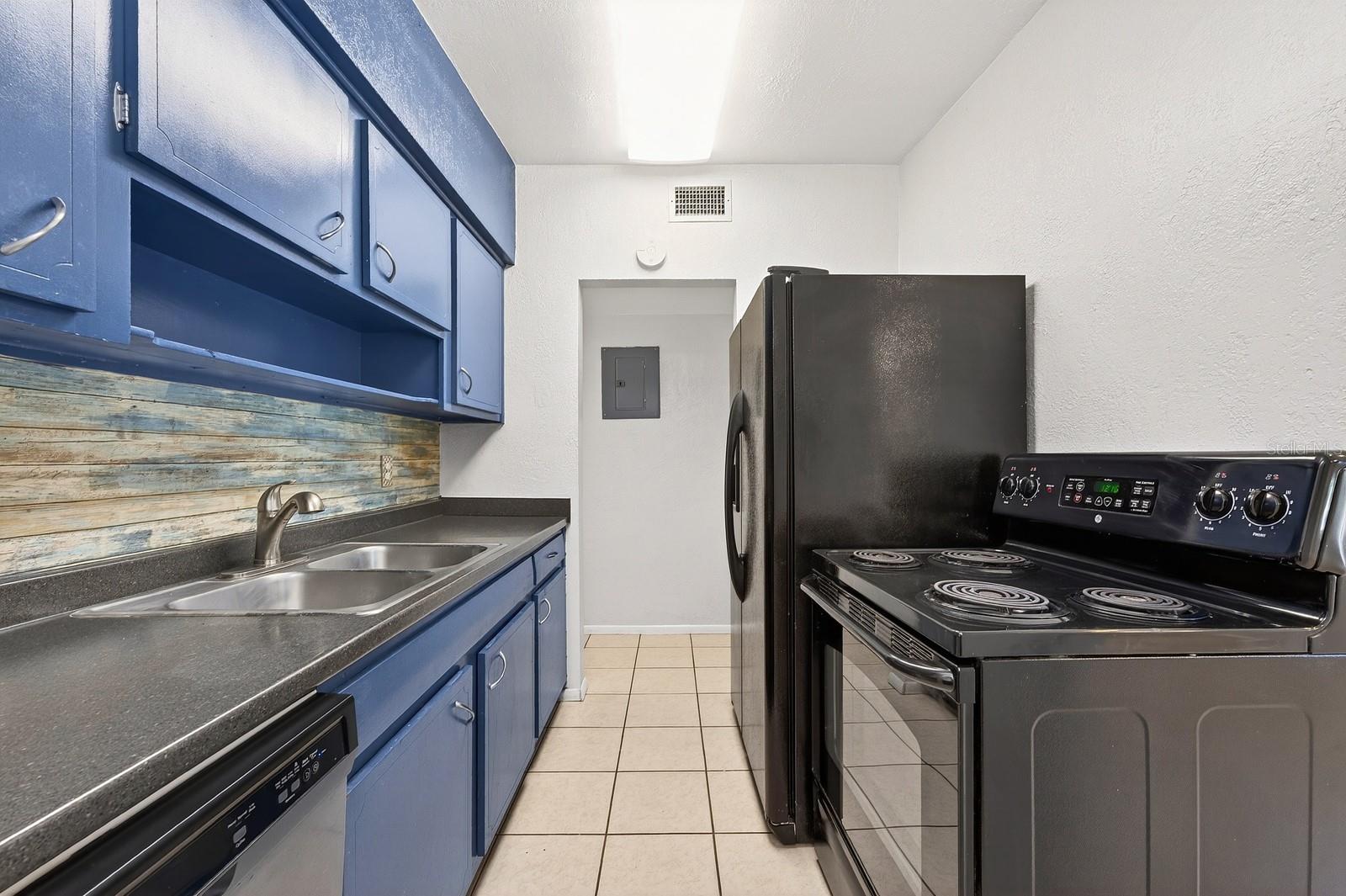 Image 9 of 24 For 3112 Kathleen Drive