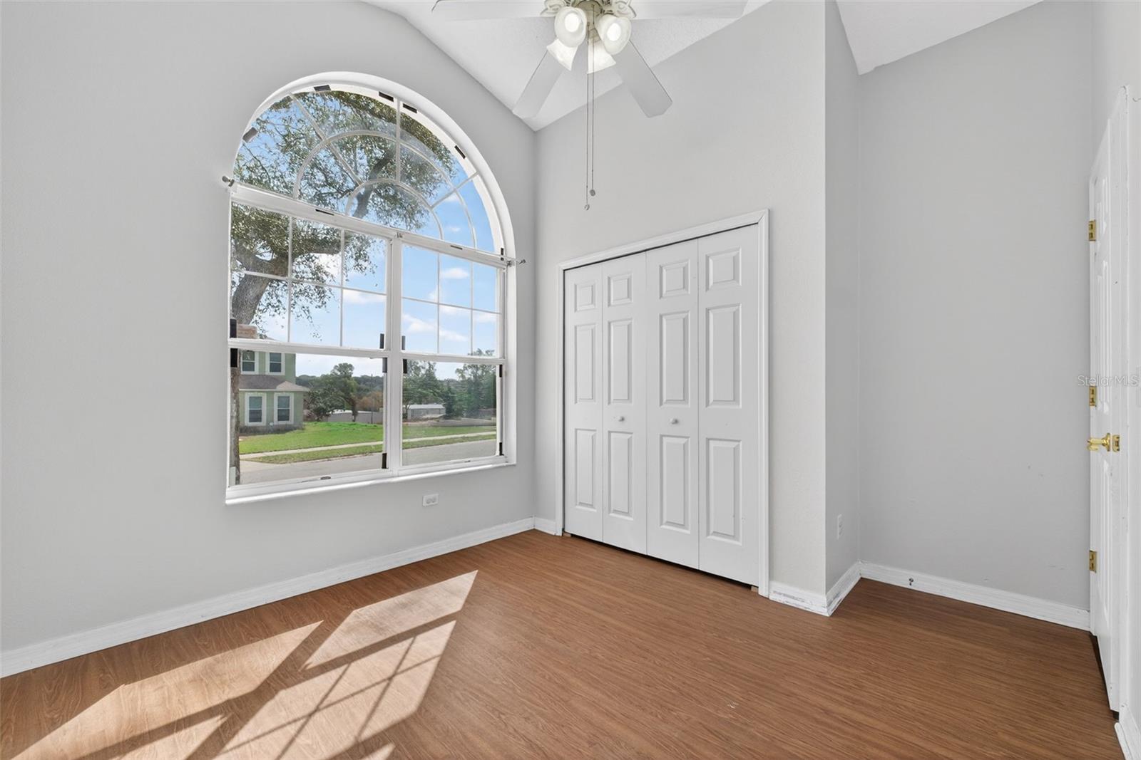 Image 11 of 58 For 801 High Pointe Circle