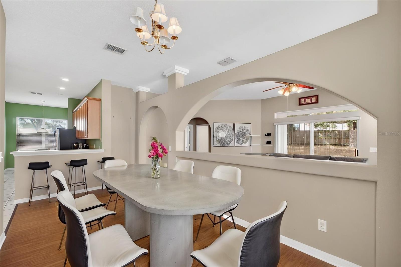 Image 16 of 58 For 801 High Pointe Circle