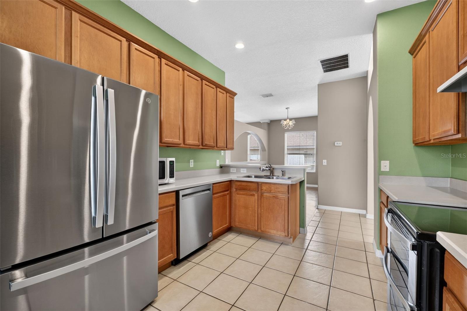 Image 23 of 58 For 801 High Pointe Circle