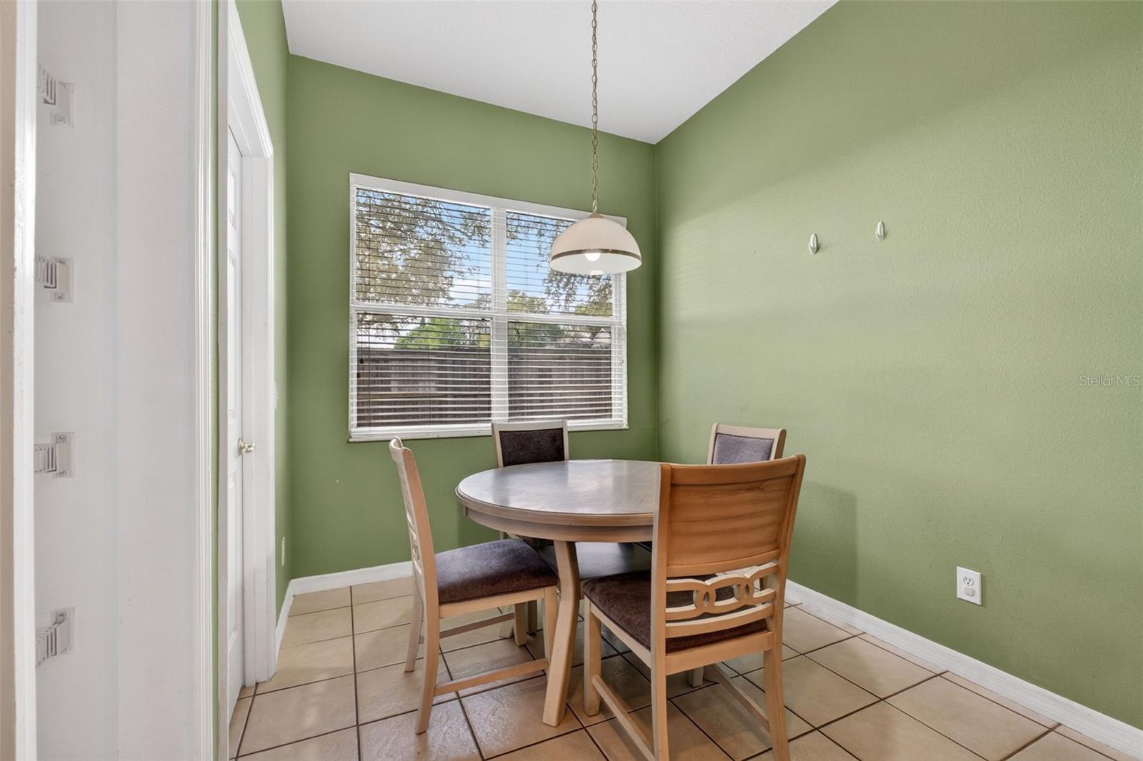 Image 25 of 58 For 801 High Pointe Circle