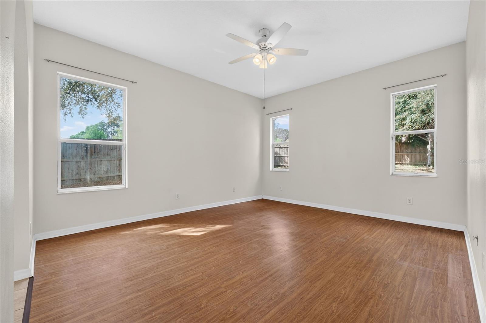 Image 30 of 58 For 801 High Pointe Circle