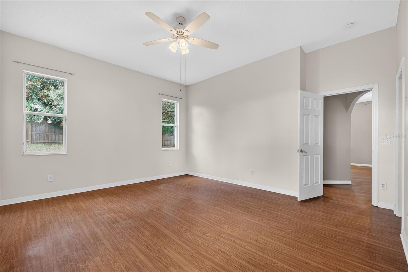 Image 33 of 58 For 801 High Pointe Circle