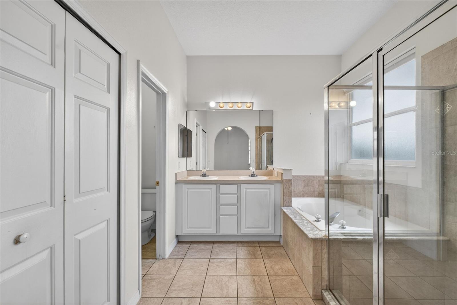 Image 35 of 58 For 801 High Pointe Circle