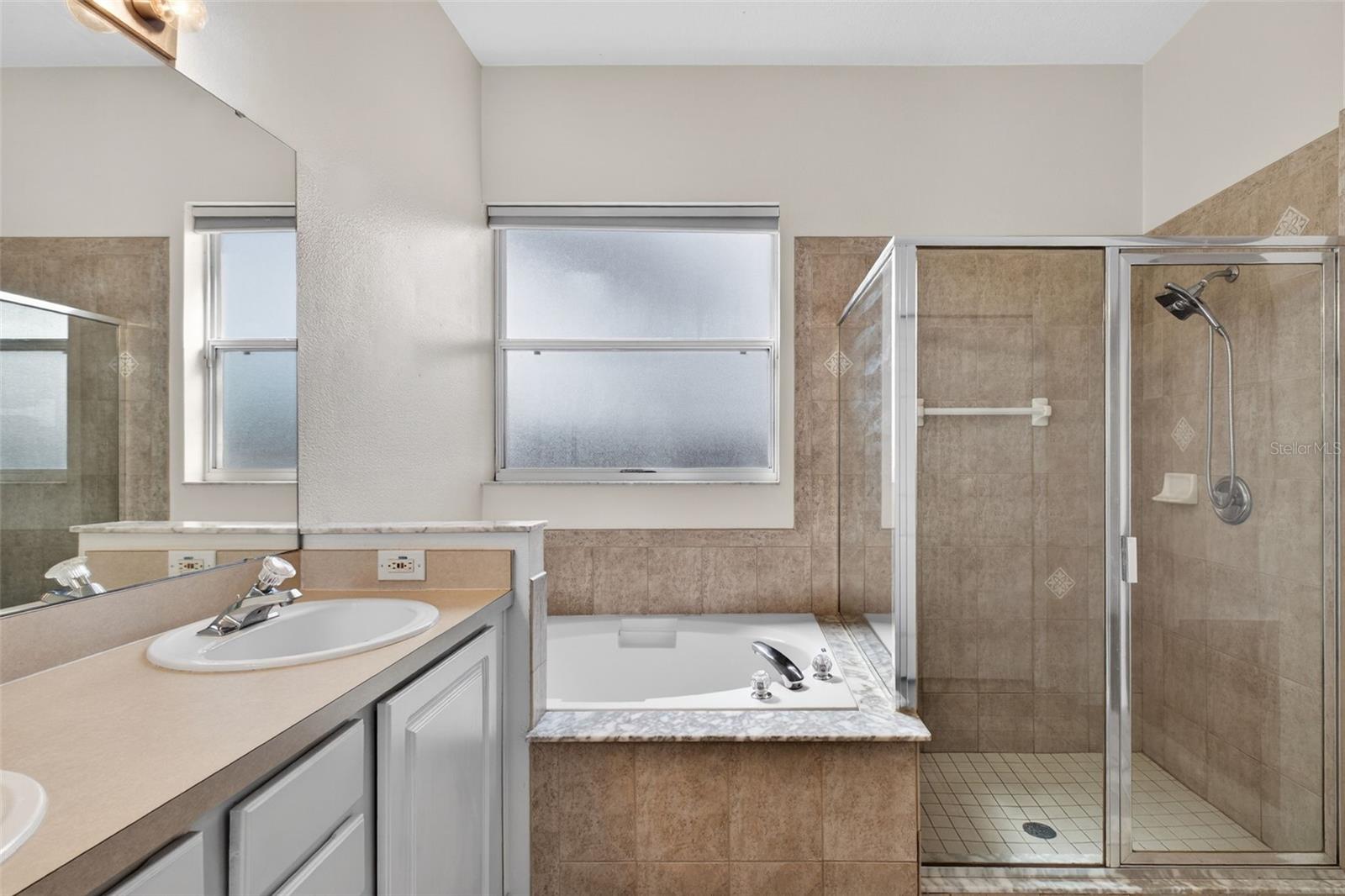 Image 37 of 58 For 801 High Pointe Circle