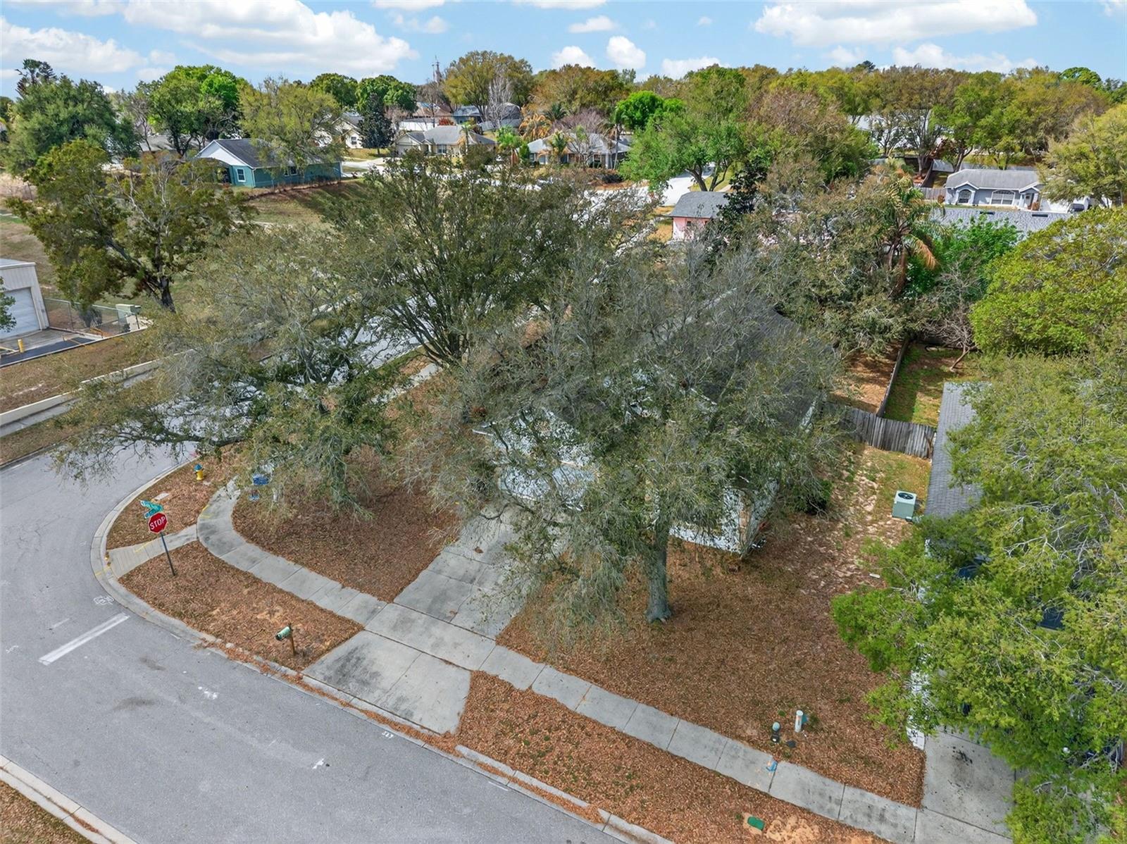 Image 50 of 58 For 801 High Pointe Circle