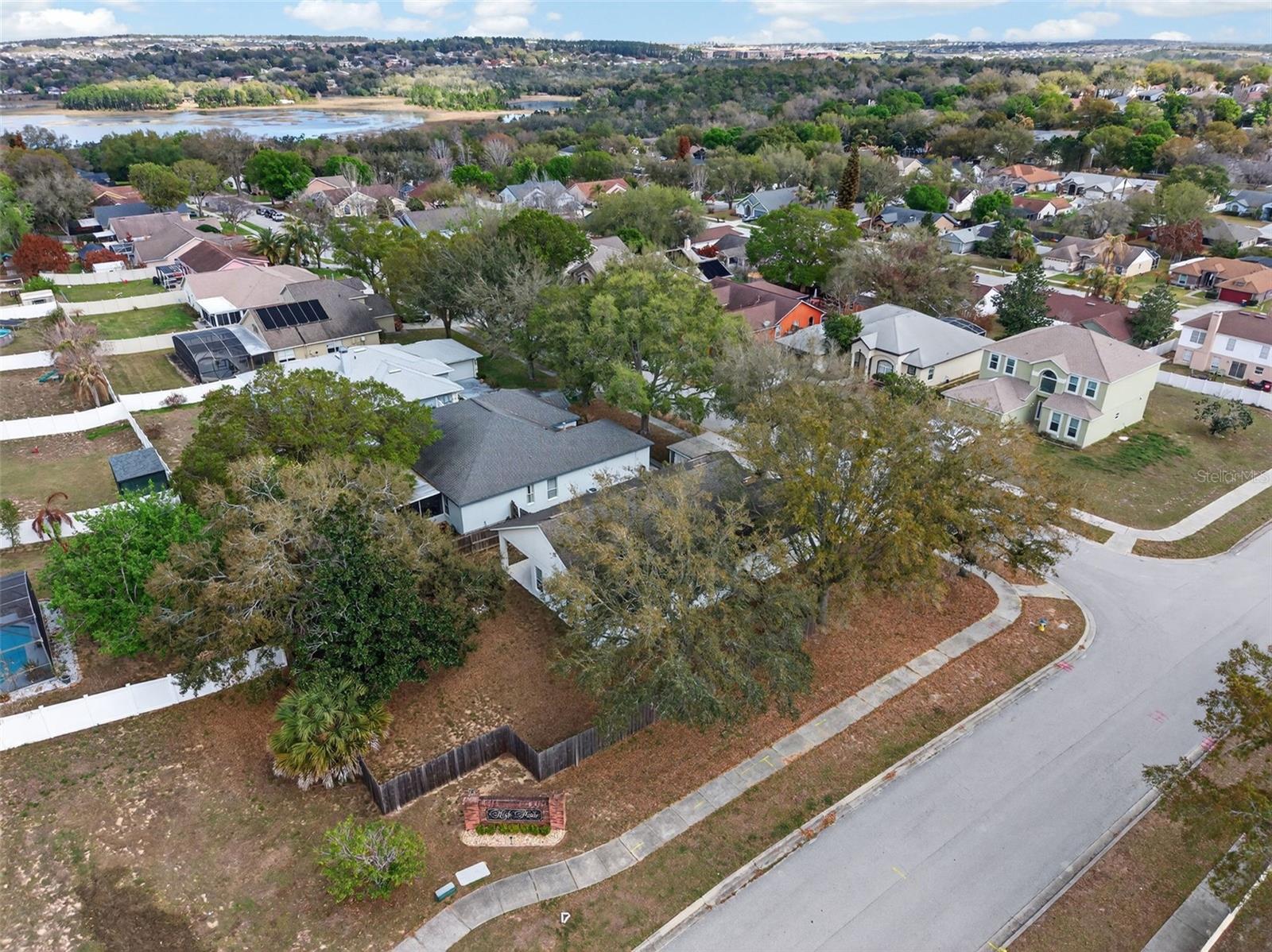 Image 52 of 58 For 801 High Pointe Circle