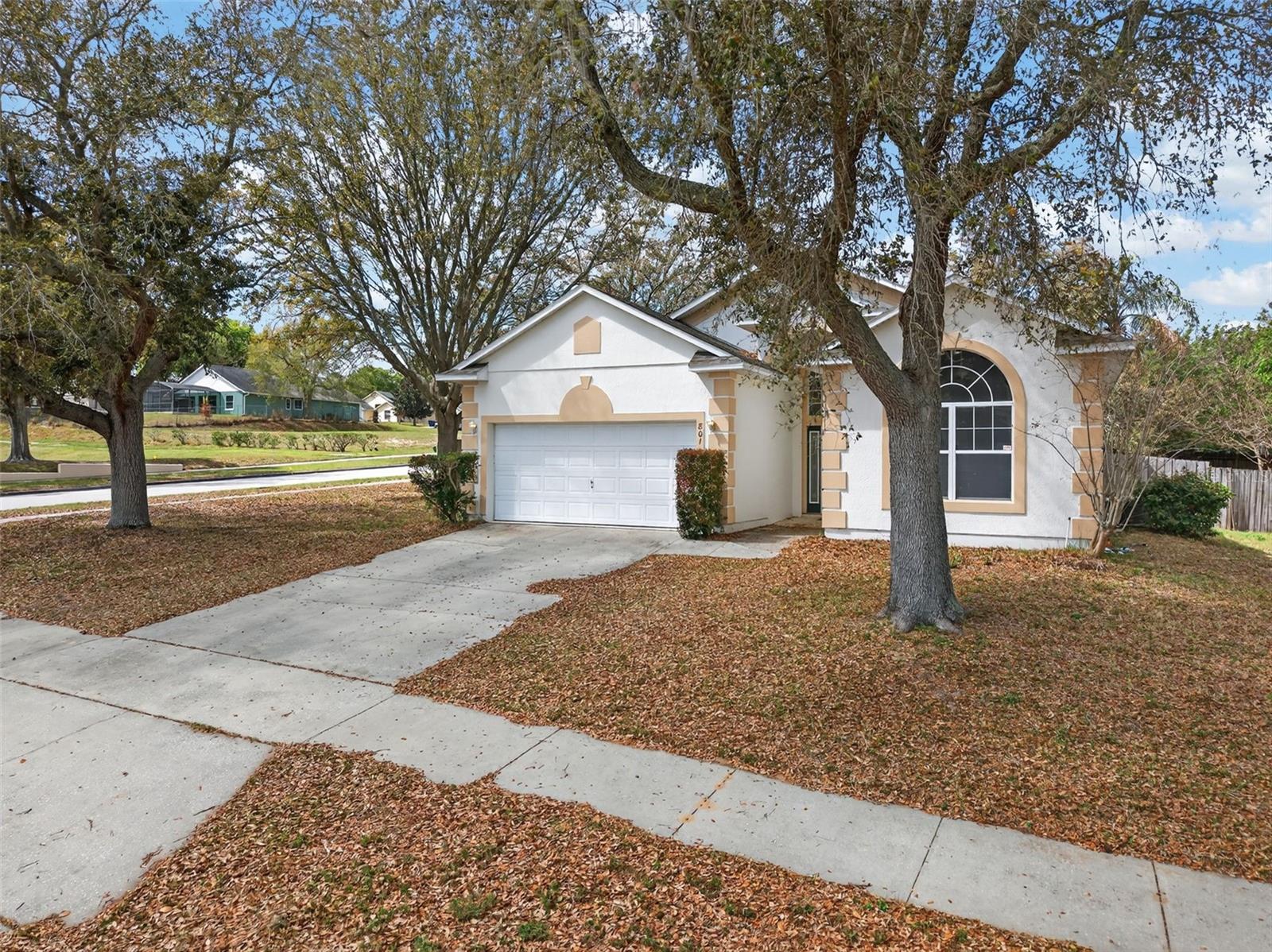 Image 6 of 58 For 801 High Pointe Circle